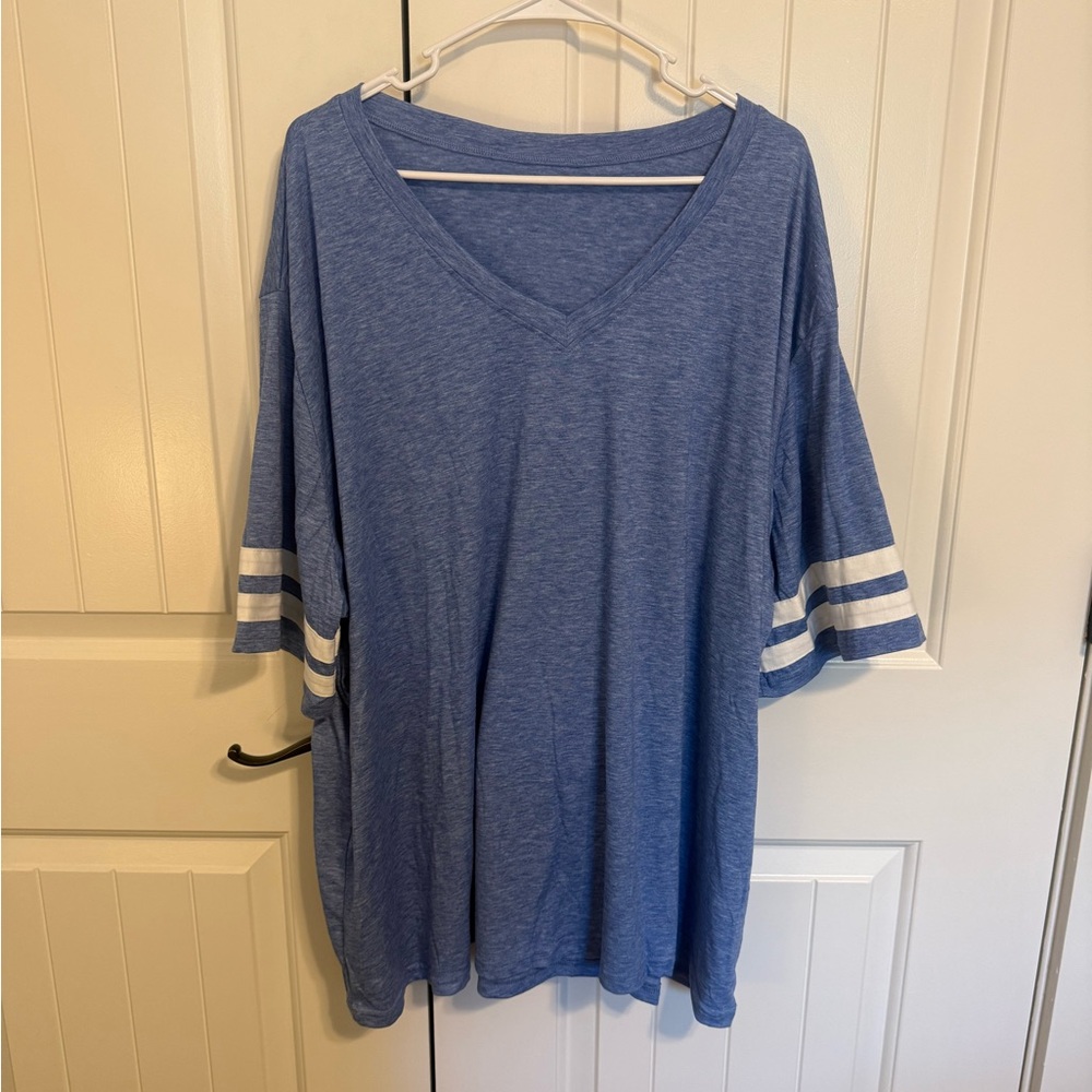 Relaxed V-Neck Tee in a heather Blue with Stripe Sleeve Detail